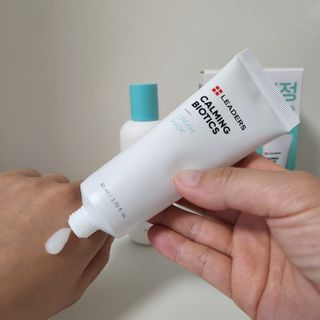 리더스코스메틱 리더스 카밍 바이오틱스 #1등 진정 기획세트 [에센스 워터150ml + 크림 마스크80ml] — 5점을 준 리뷰어가 2022년 8월 올린 사용 사진