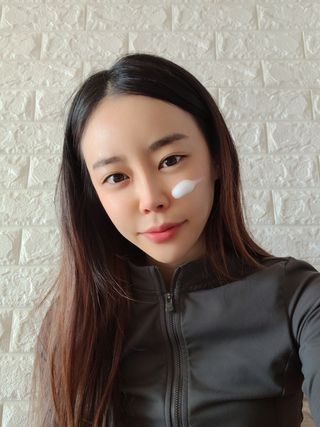 아이디플라코스메틱 아이디 브이로직 마이너스 필링 토너 110ml — 5점을 준 리뷰어가 2022년 1월 올린 사용 사진