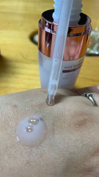 나우 [리브엠] 123억개 엑소좀으로 채운 눈부신 광채, 엑소코어 화이트닝 텐션 앰플 — 5점을 준 리뷰어가 2023년 6월 올린 사용 사진