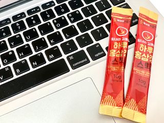 힘내라김홍삼 하루홍삼정스틱 10g x 30포 — 5점을 준 리뷰어가 2021년 5월 올린 사용 사진