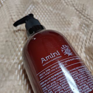 아미니 플라워테라피 바디로션  500ml 시리즈 — 5점을 준 리뷰어가 2021년 4월 올린 사용 사진