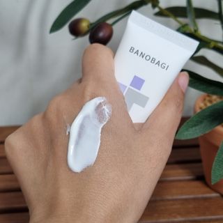 바노바기 코스메틱 바노바기 밀크씨슬 리페어 시카 선스크린 플러스 50ml — 5점을 준 리뷰어가 2023년 2월 올린 사용 사진