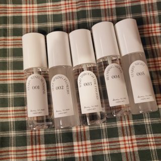 디어포레스트 [5개세트] 숲속의 하루 패브릭미스트 (섬유향수/ 룸스프레이) 50ml 5개 — 5점을 준 리뷰어가 2022년 9월 올린 사용 사진