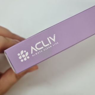 아클리브 Premium 항균 항바이러스 액정 보호필름(iPhone) — 5점을 준 리뷰어가 2022년 10월 올린 사용 사진