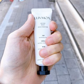 러브모아 향수 고체향수 승무원 고체향수 바르는 향수 니치향수 도손 우드세이지 앤 씨솔트 — 3점을 준 리뷰어가 2022년 11월 올린 사용 사진