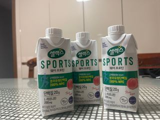 셀렉스스포츠 셀렉스 스포츠 웨이 프로틴 복숭아_ 330ml x 12팩 — 4점을 준 리뷰어가 2021년 7월 올린 사용 사진