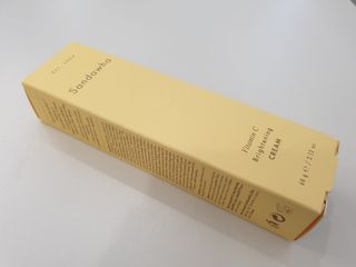 산다화 비타민C 화이트닝 크림 — 5점을 준 리뷰어가 2023년 5월 올린 사용 사진