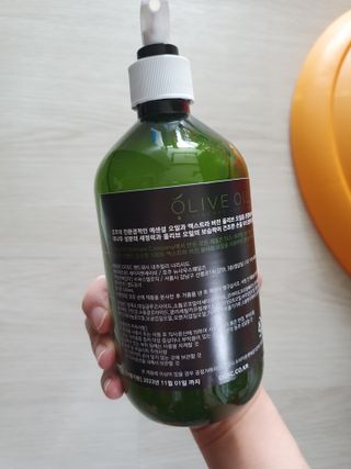 올리브 오일 스킨케어 컴퍼니 [OOSC] 촉촉 깨끗 내추럴리 너리시드 핸드워시 500ml — 5점을 준 리뷰어가 2021년 5월 올린 사용 사진