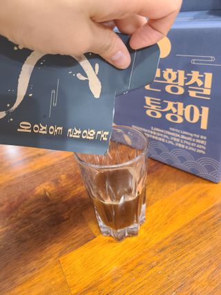 [비린내 완벽제거] 본황칠 통장어 국내산 장어즙 아르기닌 2800mg 장어즙효능 기력보강 — 5점을 준 리뷰어가 2022년 8월 올린 사용 사진