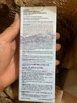 [스킨1004] 마다가스카르 센텔라 히알루-시카 워터핏 선세럼 50ml — 5점을 준 리뷰어가 2024년 5월 올린 사용 사진