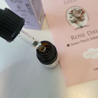 라라로즈데이 시즌2 천연 아로마오일 Y존 케어 속옷향수 이너퍼퓸 5ml  여성의 자존감을 UP시키자 — 3.5점을 준 리뷰어가 2021년 10월 올린 사용 사진