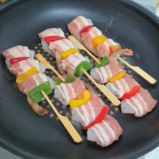 [다물꼬치] 삼겹새우롤꼬치 5개입 350g  + 데리야끼소스 120g + 매운고추소스 120g — 5점을 준 리뷰어가 2021년 10월 올린 사용 사진