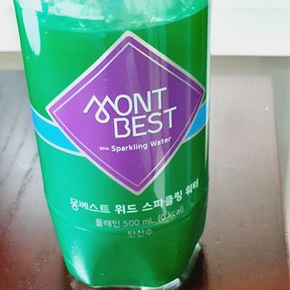 몽베스트 Montbest with Sparkling water Plain 20병 — 4점을 준 리뷰어가 2021년 11월 올린 사용 사진