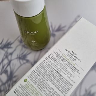 [후르디아] 아보카도 약산성 비건 여성 청결제 — 4점을 준 리뷰어가 2022년 4월 올린 사용 사진