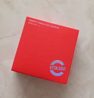 광동생활건강 MF[광동] 비타500✨주름개선·미백·SPF50+🌞퍼펙트쉴드 빅 선쿠션 본품 — 5점을 준 리뷰어가 2024년 5월 올린 사용 사진