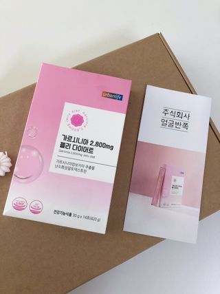 주식회사 얼굴반쪽 [얼굴반쪽 가르시니아 2,800mg] x 14포 1주 젤리 다이어트 보조제 체지방감소 — 4.5점을 준 리뷰어가 2021년 10월 올린 사용 사진