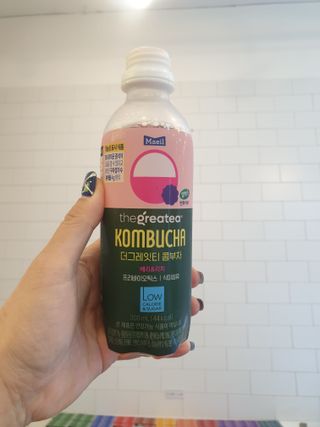 더그레잇티 콤부차 [매일유업] 더그레잇티 44kcal 콤부차 300ml *12개입 (오리지널 6개+베리리치 6개) — 5점을 준 리뷰어가 2023년 7월 올린 사용 사진