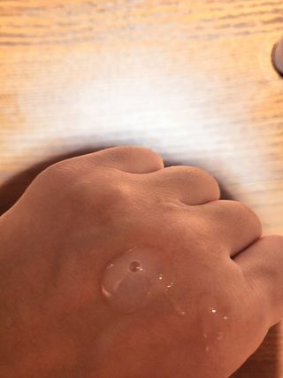 나우 [리브엠] 123억개 엑소좀으로 채운 눈부신 광채, 엑소코어 화이트닝 텐션 앰플 — 4.5점을 준 리뷰어가 2023년 9월 올린 사용 사진