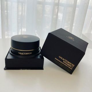 오투에니원 갈락토미세스 비타민 C 프리미엄 블랙스완 크림 50g — 3.5점을 준 리뷰어가 2023년 1월 올린 사용 사진