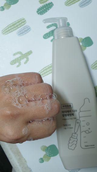 마더케이 디아 프리미엄 젖병세정제 500ml 액상형/무향 — 5점을 준 리뷰어가 2021년 12월 올린 사용 사진