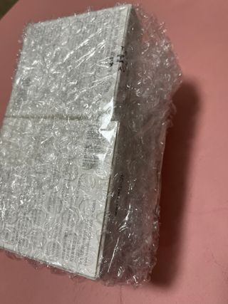 위뜨 글로시 레이어 쿠션 — 4점을 준 리뷰어가 2022년 7월 올린 사용 사진