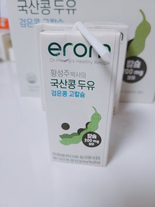 이롬 erom 황성주박사의 국산콩 두유 검은콩 고칼슘 — 5점을 준 리뷰어가 2020년 12월 올린 사용 사진