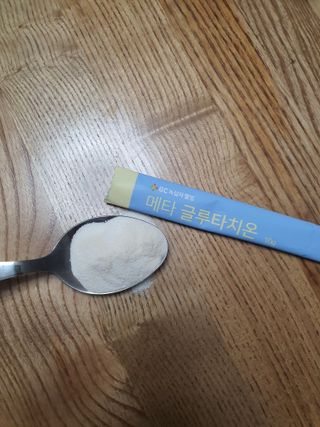 메타웰빙 GC녹십자웰빙 메타 글루타치온 — 5점을 준 리뷰어가 2022년 9월 올린 사용 사진