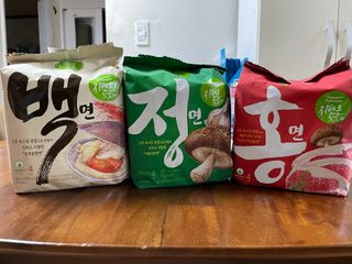 [풀무원] 자연은맛있다 정면, 백면, 홍면  세트 — 4.5점을 준 리뷰어가 2021년 4월 올린 사용 사진