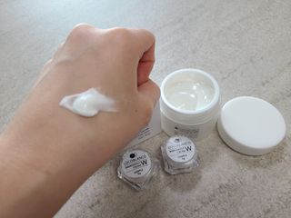 ㈜라이프투게더 로코블란코 이미디어트리 더블유크림 — 5점을 준 리뷰어가 2020년 12월 올린 사용 사진