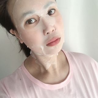 태그스킨 4스텝 주름개선 피부미백 영양 마스크팩 3개 세트(최신버전) — 5점을 준 리뷰어가 2022년 4월 올린 사용 사진