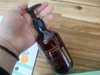 하이브리온 [쿠팡 구매평] 닥터초이스 시카엑소좀 판테놀 아미노산 탈모기능성 두피케어 모근강화 샴푸, 300ml, 1개 — 5점을 준 리뷰어가 2025년 3월 올린 사용 사진