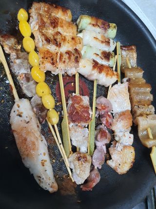 [다물꼬치] 모듬꼬치 10개 +데리야끼소스120g+매운고추소스120g — 5점을 준 리뷰어가 2021년 10월 올린 사용 사진