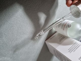 오투에니원 갈락토미세스 리바이탈라이징 프리미엄 화이트닝 에센스 50ml — 5점을 준 리뷰어가 2023년 1월 올린 사용 사진