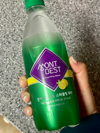 몽베스트 Montbest with Sparkling water Lemon OR Lime 20병(랜덤) — 5점을 준 리뷰어가 2022년 9월 올린 사용 사진