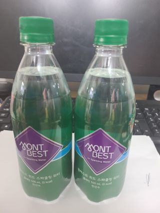 몽베스트 Montbest with Sparkling water Plain 20병 — 5점을 준 리뷰어가 2023년 2월 올린 사용 사진