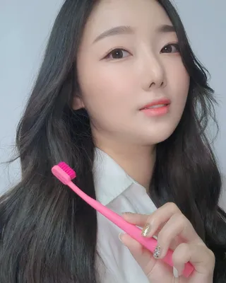 프로그 윌로우 칫솔 6245 울트라소프트 — 5점을 준 리뷰어가 2022년 4월 올린 사용 사진