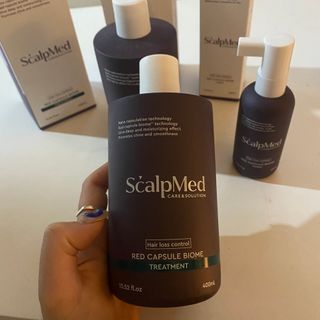 스칼프메드 레드캡슐바이옴 두피케어 프로바이오틱스 유산균 두피관리 세트 — 5점을 준 리뷰어가 2021년 4월 올린 사용 사진