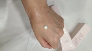 프리마인 선크림만 바꿨을 뿐인데 매일 물 2L챙겨먹고 기초케어 완벽하게 한 물빛피부 완성,셀라브UV프로텍터 — 5점을 준 리뷰어가 2023년 6월 올린 사용 사진