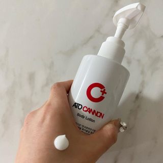아토캐논(ATO CANNON) 아토캐논 고보습 바디로션 200ml — 5점을 준 리뷰어가 2022년 12월 올린 사용 사진