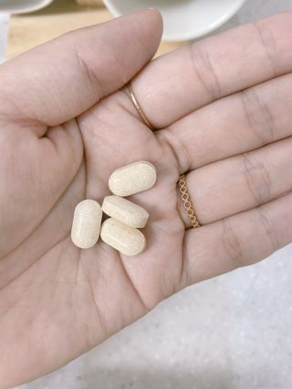 프리마인 평생 써야하는 관절의 건강을 위한 완벽설계 솔루션 관절n마디케어 플러스 120정 — 5점을 준 리뷰어가 2021년 10월 올린 사용 사진