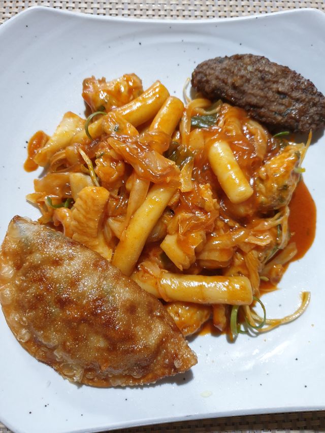 무볼레 닭떡볶이+해물떡볶이 2종 세트 리뷰 사진