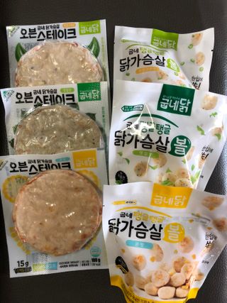 굽네몰 [굽네] 탱글탱글 닭가슴살볼 3종, 닭가슴살 오븐 스테이크 3종 — 5점을 준 리뷰어가 2021년 5월 올린 사용 사진