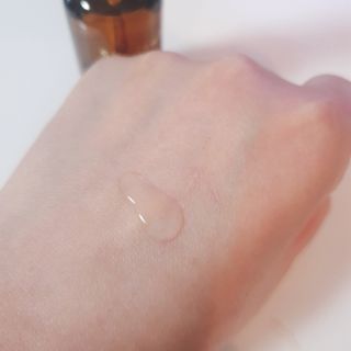 스킨큐어 산다화 비타민c 화이트닝 에센스 30ml — 5점을 준 리뷰어가 2022년 3월 올린 사용 사진