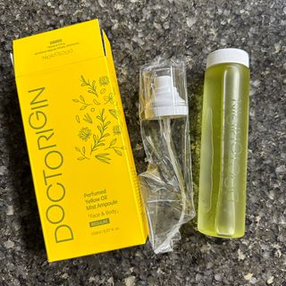 닥터리진 퍼퓸드 옐로우 오일 미스트 앰플 [페이스앤바디] 레귤러 — 5점을 준 리뷰어가 2022년 11월 올린 사용 사진