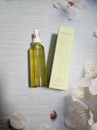 스킨큐어 산다화 순한 클렌징 동백 오일 200ml — 5점을 준 리뷰어가 2023년 4월 올린 사용 사진