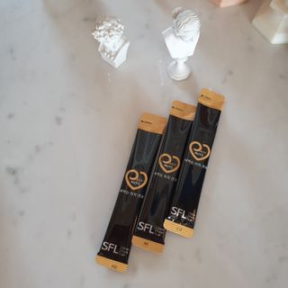 짜먹는 이지견과 짜먹는 이지아몬드, 짜먹는 이지허니피넛, 짜먹는 이지캐슈넛 각 10g X  10포 — 5점을 준 리뷰어가 2021년 1월 올린 사용 사진