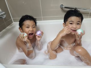 버블데이 배쓰밤 거품입욕제 버블바 6종 — 5점을 준 리뷰어가 2021년 9월 올린 사용 사진