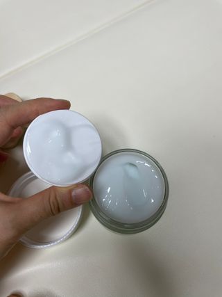 김정문알로에 큐어 큐어 알로에 리프레쉬 젤리 세럼, 큐어 알로에 하이드로 젤리 크림 — 5점을 준 리뷰어가 2021년 3월 올린 사용 사진