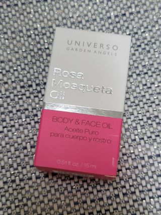 유니베르소 로즈힙 오일 15ml — 3점을 준 리뷰어가 2021년 6월 올린 사용 사진