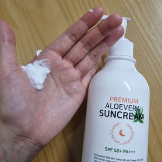 [닥터문] 프리미엄 알로에베라 선크림 500ml — 4점을 준 리뷰어가 2022년 6월 올린 사용 사진